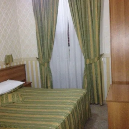 Hotel Dei Mille 3*