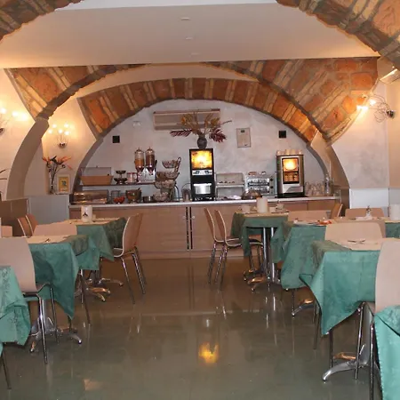 Dei Mille Hotel 3*